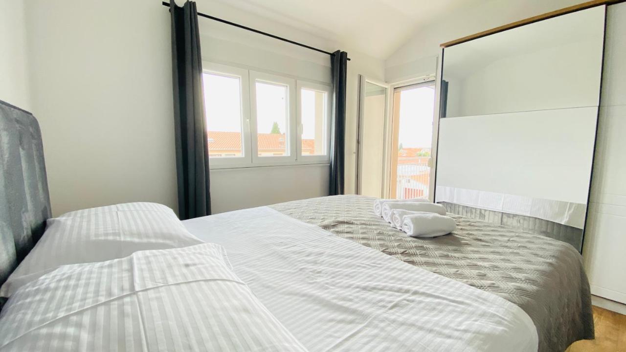 West Apartments زادار المظهر الخارجي الصورة