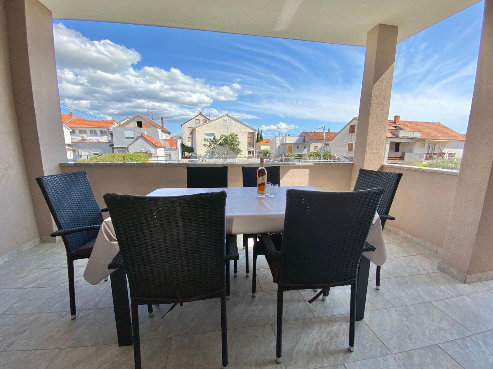West Apartments زادار المظهر الخارجي الصورة